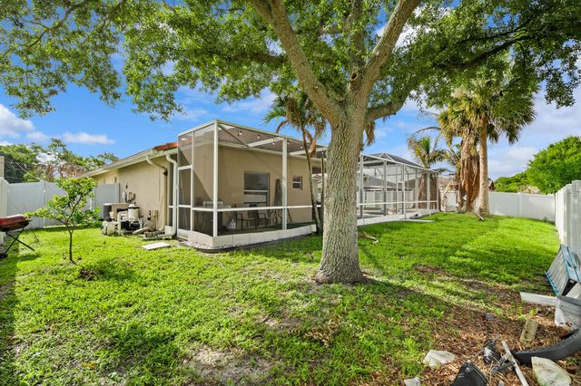 286 NW Bayshore Boulevard, Port St. Lucie, FL 34983