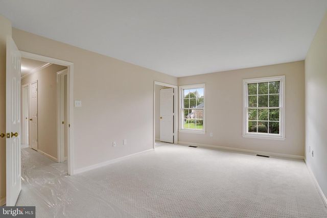 1 BYRON CT, Sterling, VA 20165