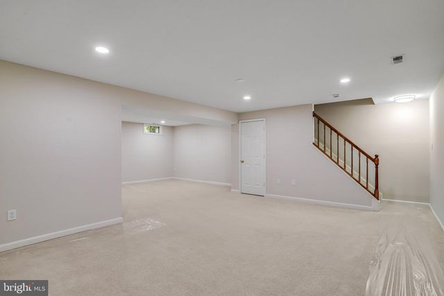 1 BYRON CT, Sterling, VA 20165