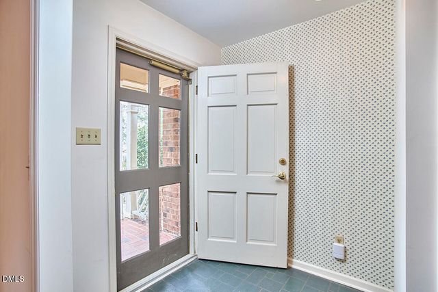 606 Churchill Drive, Chapel Hill, NC 27517