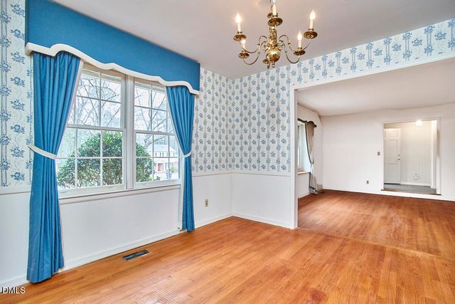 606 Churchill Drive, Chapel Hill, NC 27517