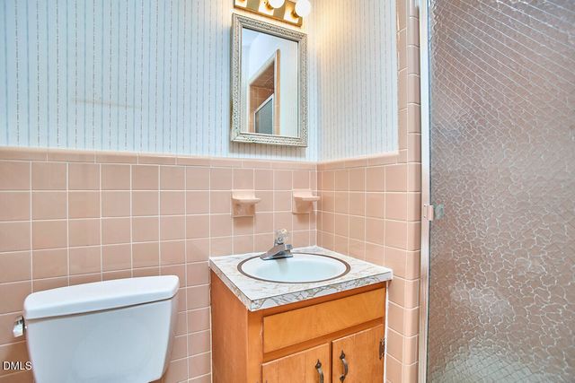 606 Churchill Drive, Chapel Hill, NC 27517