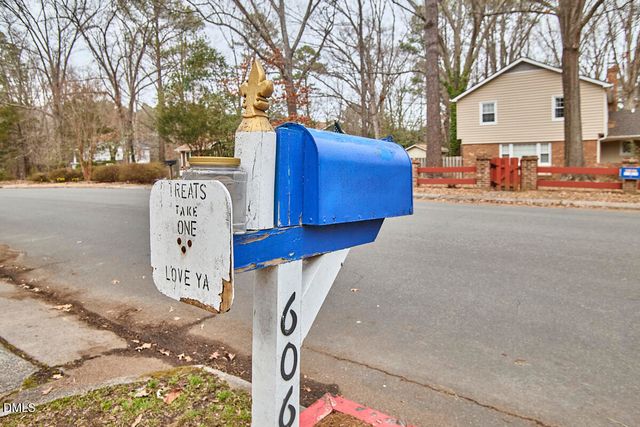 606 Churchill Drive, Chapel Hill, NC 27517