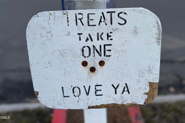 606 Churchill Drive, Chapel Hill, NC 27517