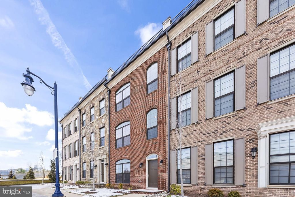 622 HALSEY WAY, Oxon Hill, MD 20745