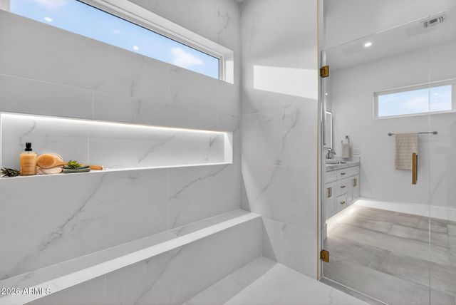 5290 W Adobe Dam Drive, San Tan Valley, AZ 85144