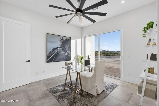 5290 W Adobe Dam Drive, San Tan Valley, AZ 85144