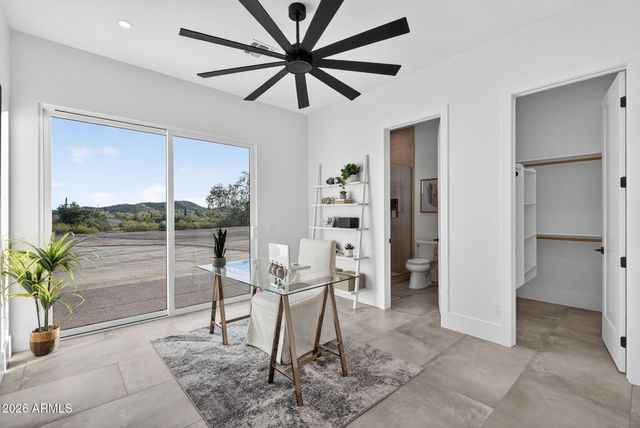 5290 W Adobe Dam Drive, San Tan Valley, AZ 85144