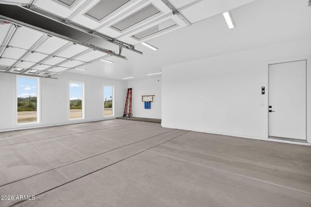 5290 W Adobe Dam Drive, San Tan Valley, AZ 85144