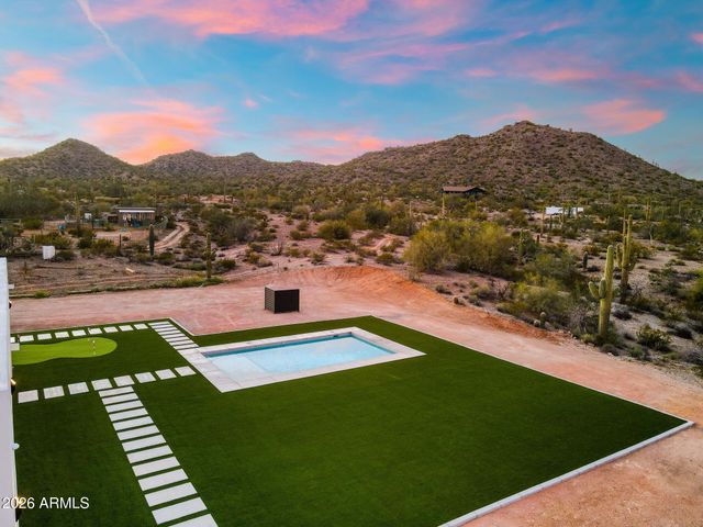 5290 W Adobe Dam Drive, San Tan Valley, AZ 85144