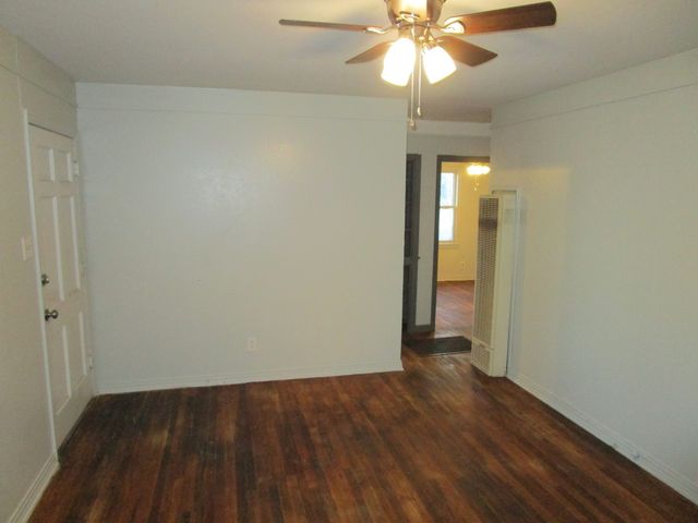 404 E 4th Street, Brady, TX 76825