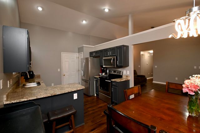 2742 Coachlight Lane, Burlington, KY 41005