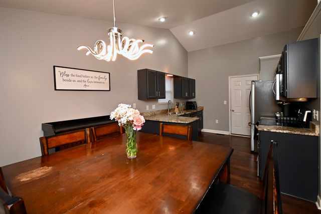 2742 Coachlight Lane, Burlington, KY 41005