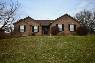 2742 Coachlight Lane, Burlington, KY 41005