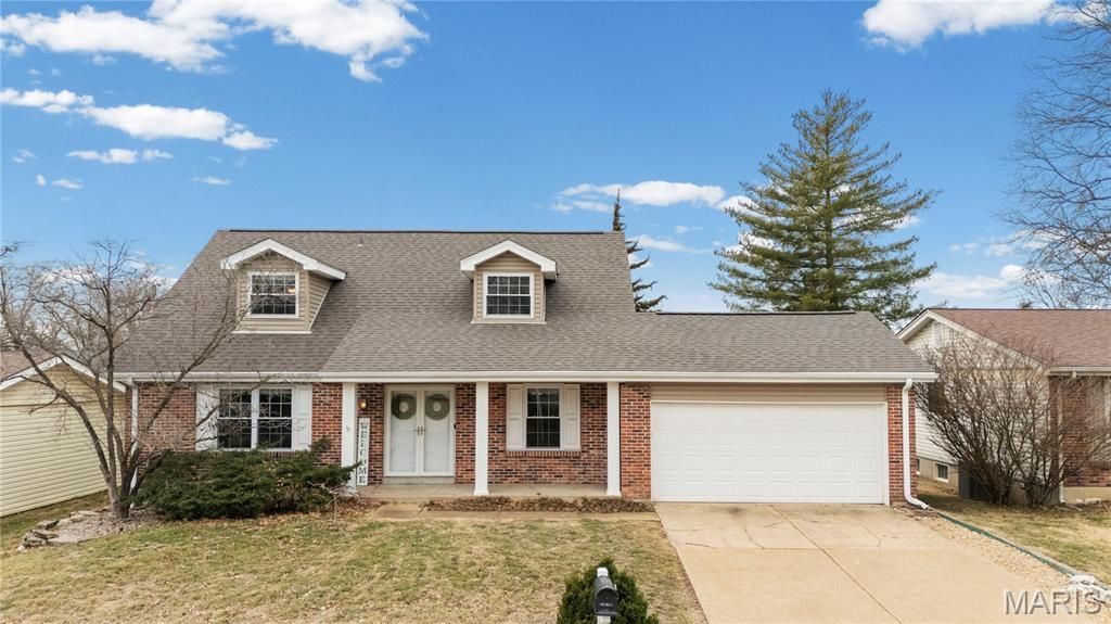 279 Aspen Village Drive, Ballwin, MO 63021