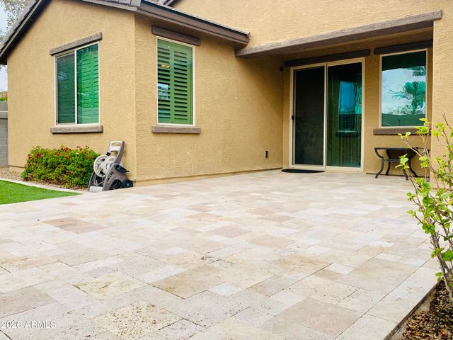 9233 W DREYFUS Drive, Peoria, AZ 85381