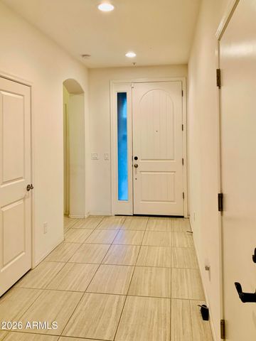 9233 W DREYFUS Drive, Peoria, AZ 85381