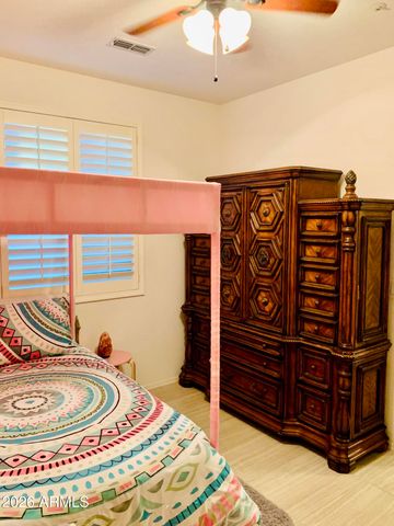 9233 W DREYFUS Drive, Peoria, AZ 85381