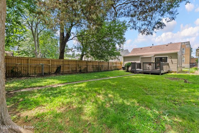 3657 Wheeler Ave, Louisville, KY 40215