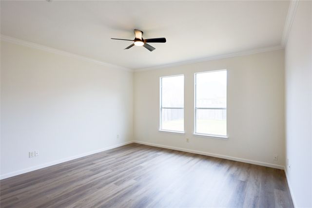 6912 Mesa Drive, Fort Worth, TX 76132