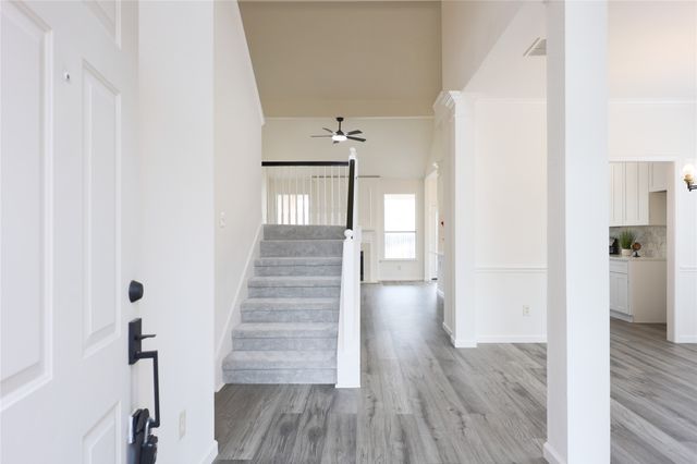 6912 Mesa Drive, Fort Worth, TX 76132