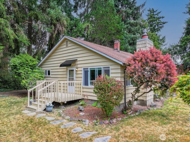 3212 Rocky Point Road NW, Bremerton, WA 98312