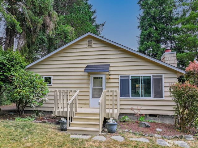 3212 Rocky Point Road NW, Bremerton, WA 98312