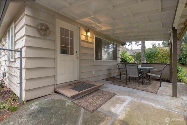 3212 Rocky Point Road NW, Bremerton, WA 98312