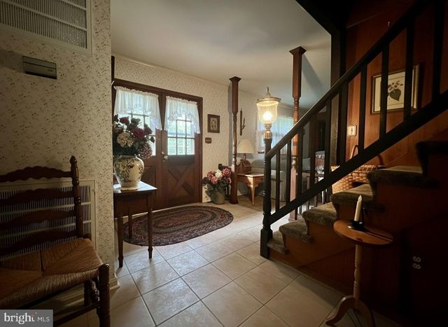 516 N EARL ST, Shippensburg, PA 17257