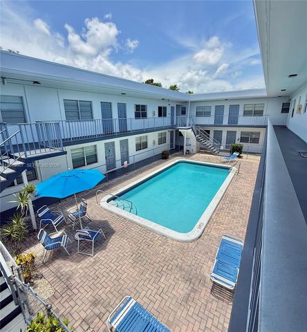 30 SE 4th Avenue 206, Hallandale Beach, FL 33009