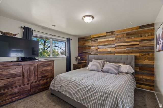 107 W 2200 N, Sunset, UT 84015