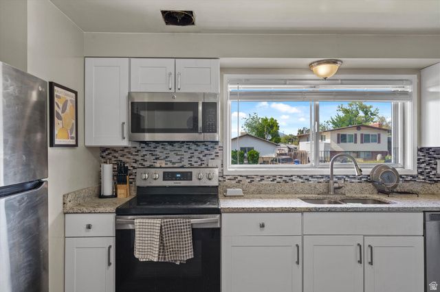 107 W 2200 N, Sunset, UT 84015