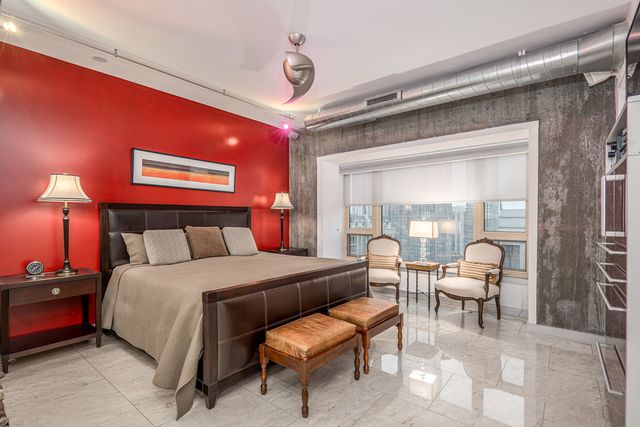 800 N Michigan Avenue 2303, Chicago, IL 60611