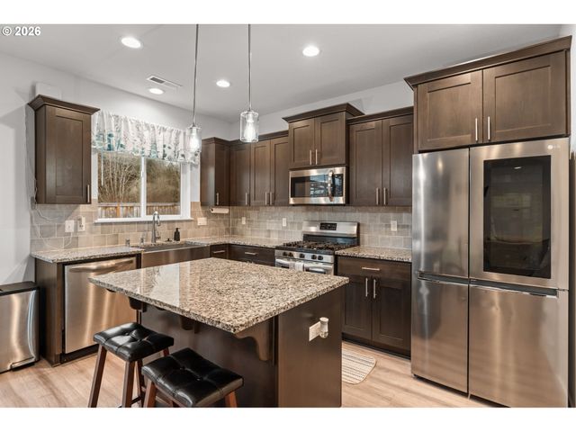 1806 Ne 11TH Ave, Battle Ground, WA 98604