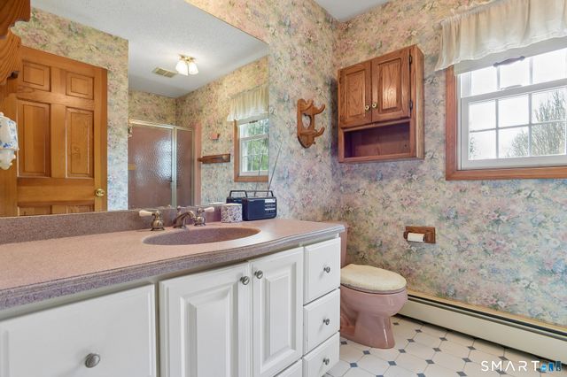 53 Hansen Farm Road, North Haven, CT 06473