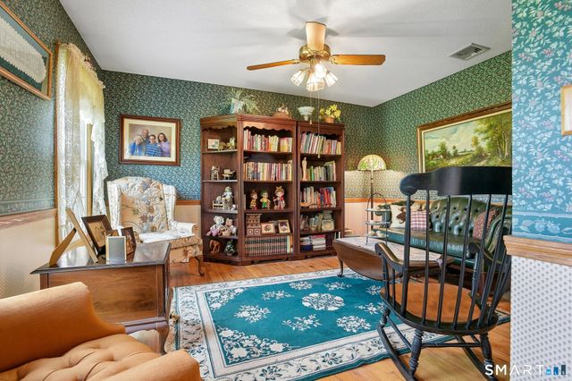 53 Hansen Farm Road, North Haven, CT 06473