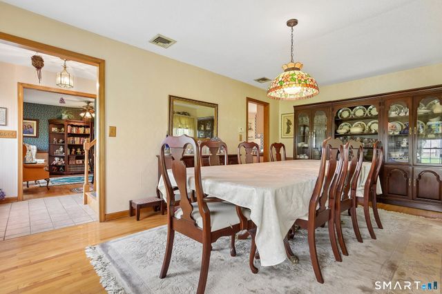 53 Hansen Farm Road, North Haven, CT 06473