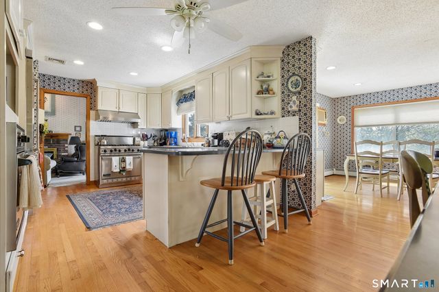 53 Hansen Farm Road, North Haven, CT 06473