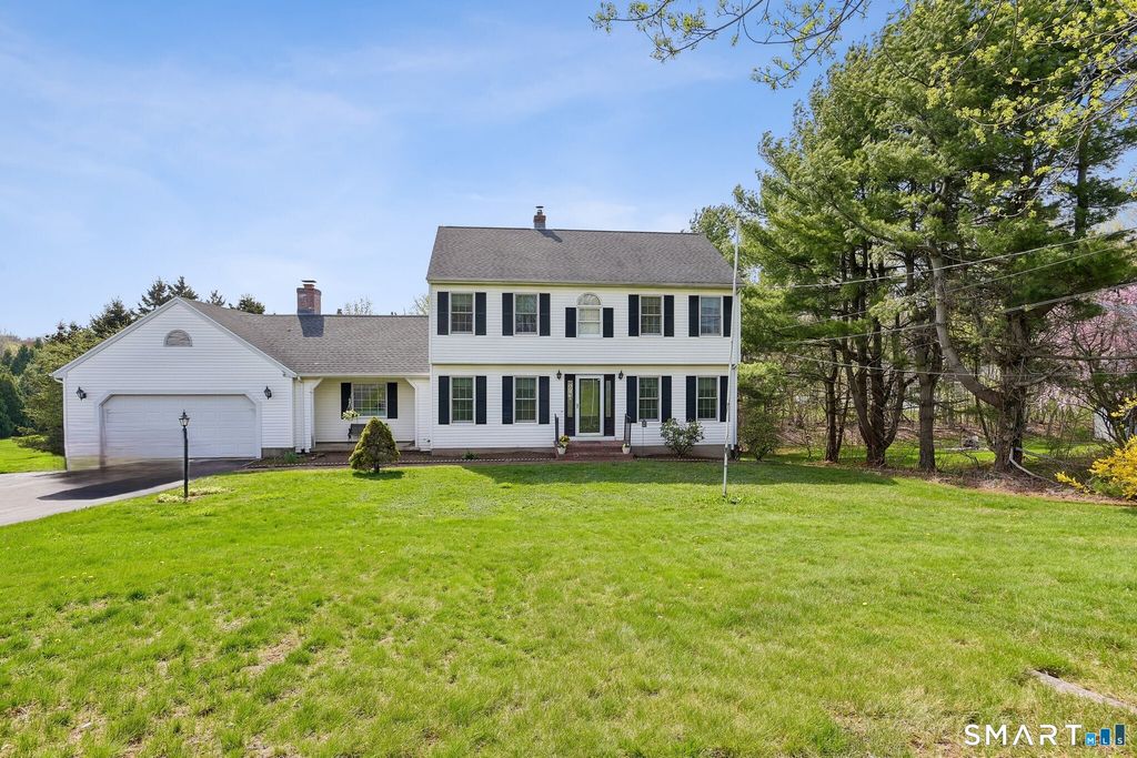 53 Hansen Farm Road, North Haven, CT 06473