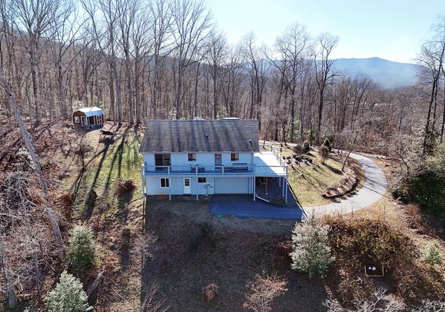 1512 Upper Bell Creek Road, Hiawassee, GA 30546