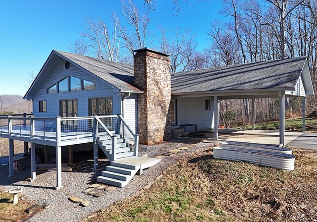 1512 Upper Bell Creek Road, Hiawassee, GA 30546