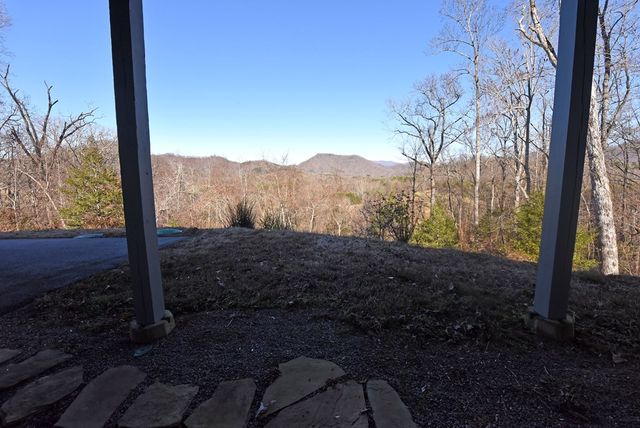 1512 Upper Bell Creek Road, Hiawassee, GA 30546