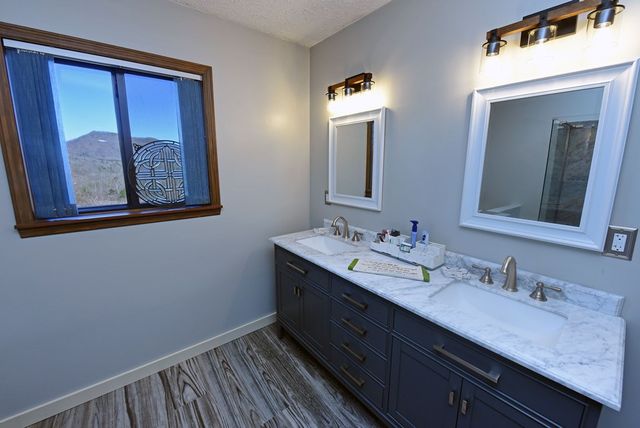 1512 Upper Bell Creek Road, Hiawassee, GA 30546