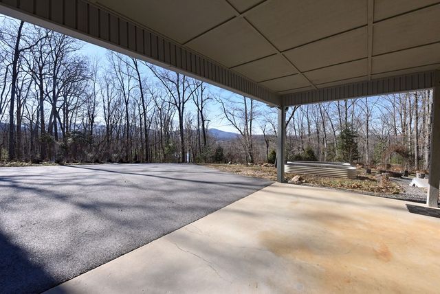 1512 Upper Bell Creek Road, Hiawassee, GA 30546