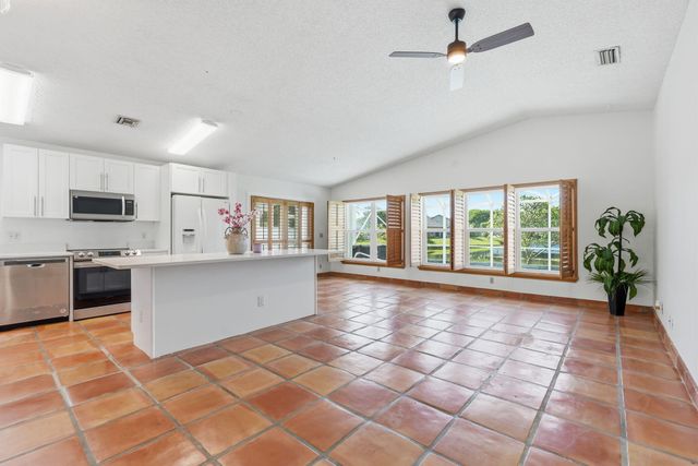 3970 Classic Court, West Palm Beach, FL 33417