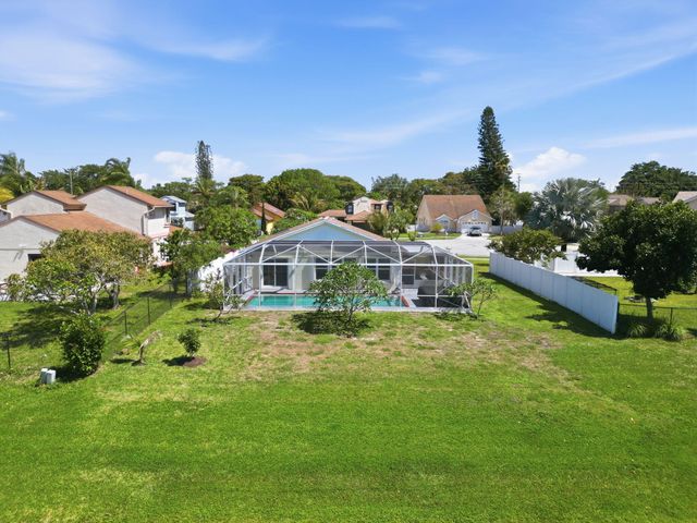 3970 Classic Court, West Palm Beach, FL 33417