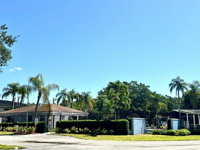 3970 Classic Court, West Palm Beach, FL 33417