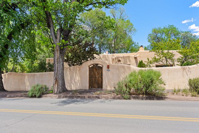 511 E Palace Avenue, Santa Fe, NM 87501