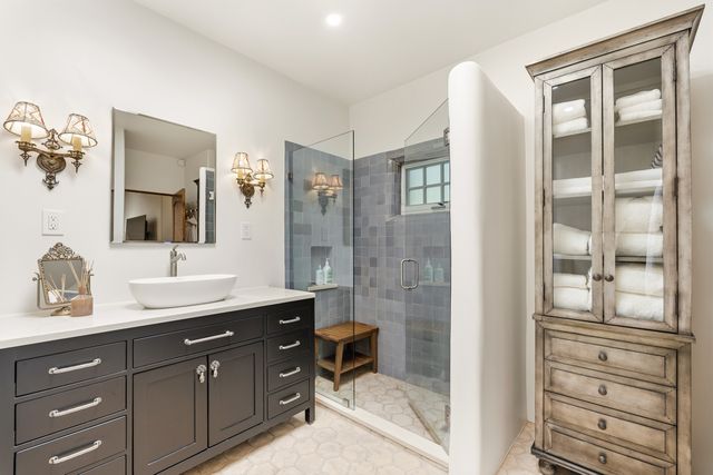 511 E Palace Avenue, Santa Fe, NM 87501