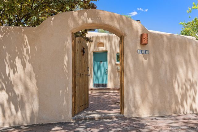 511 E Palace Avenue, Santa Fe, NM 87501